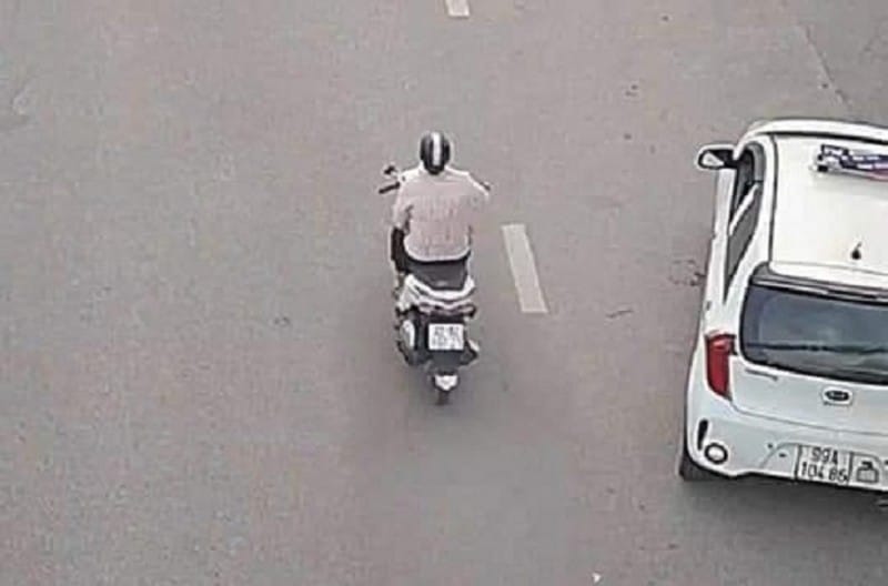 28 giờ tìm kiếm bé trai bị bắt cóc