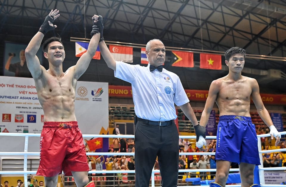 Kickboxing vượt chỉ tiêu vàng lúc gần nửa đêm